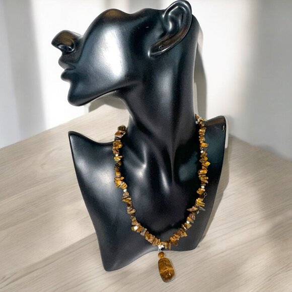 Vintage Natural Tiger Eye Chips Beads and Pendant Necklace Fashion Jewelry - Picture 2 of 5